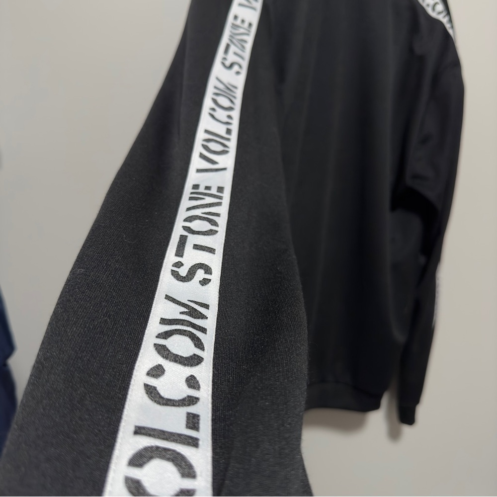 VOLCOM jacket - Picture 7 of 7